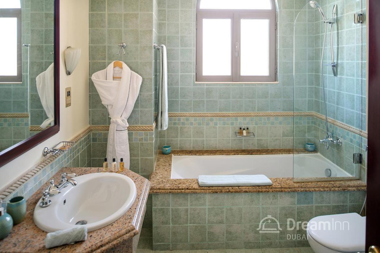 Art Deco Villa met 5 Slaapkamers