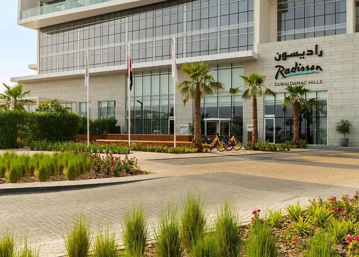 Hôtel Jacuzzi: Radisson Dubai Damac Hills