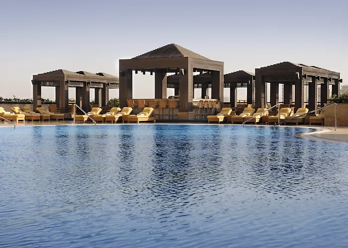 5 star hotel: Grosvenor House, A Luxury Collection Hotel, Dubai